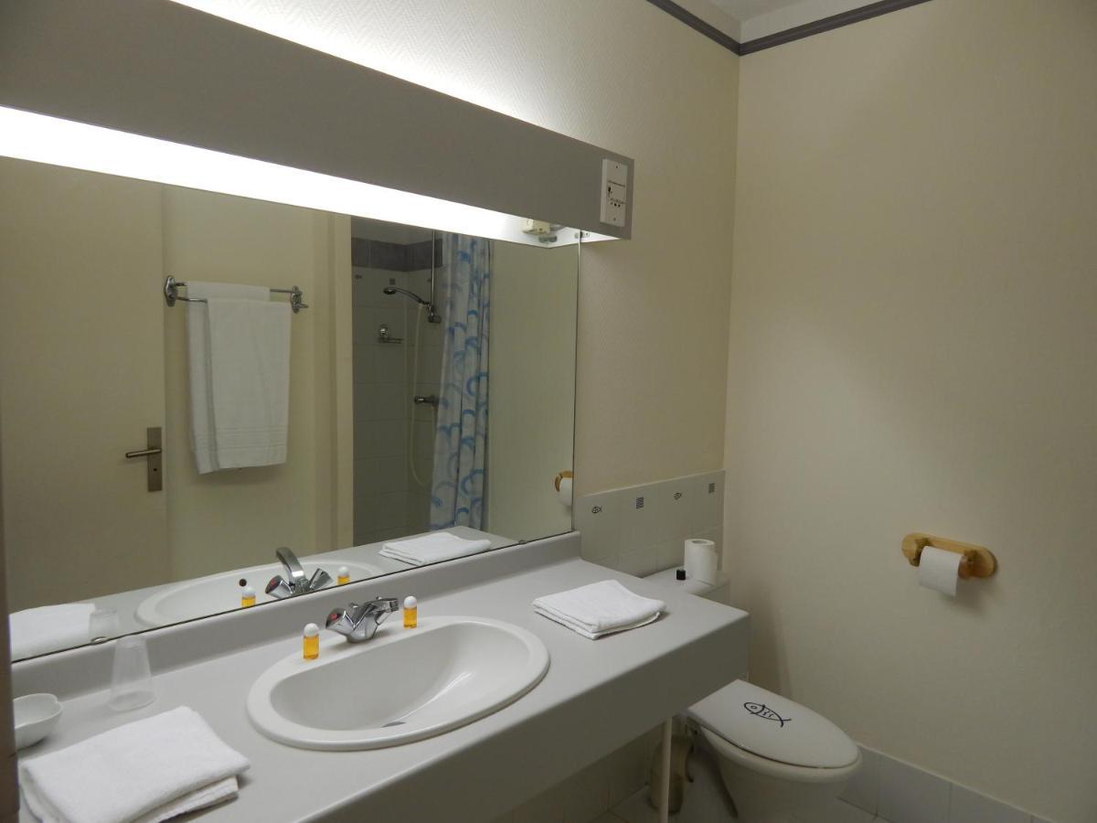 Hotel Du Parc Thonac Ngoại thất bức ảnh