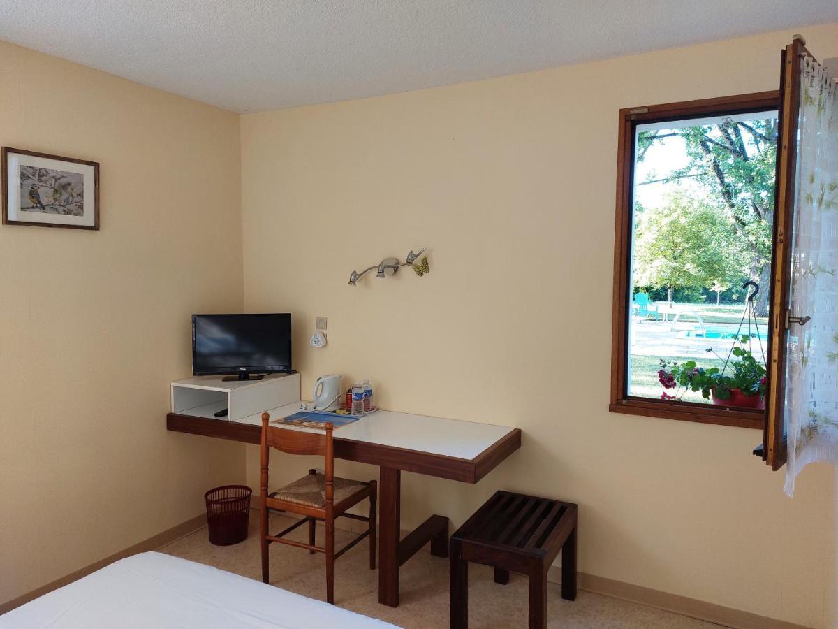 Hotel Du Parc Thonac Ngoại thất bức ảnh